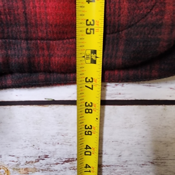Banana Republic NWT Red Plaid Shacket Flannel Feel ...Size Medium - Picture 11 of 11